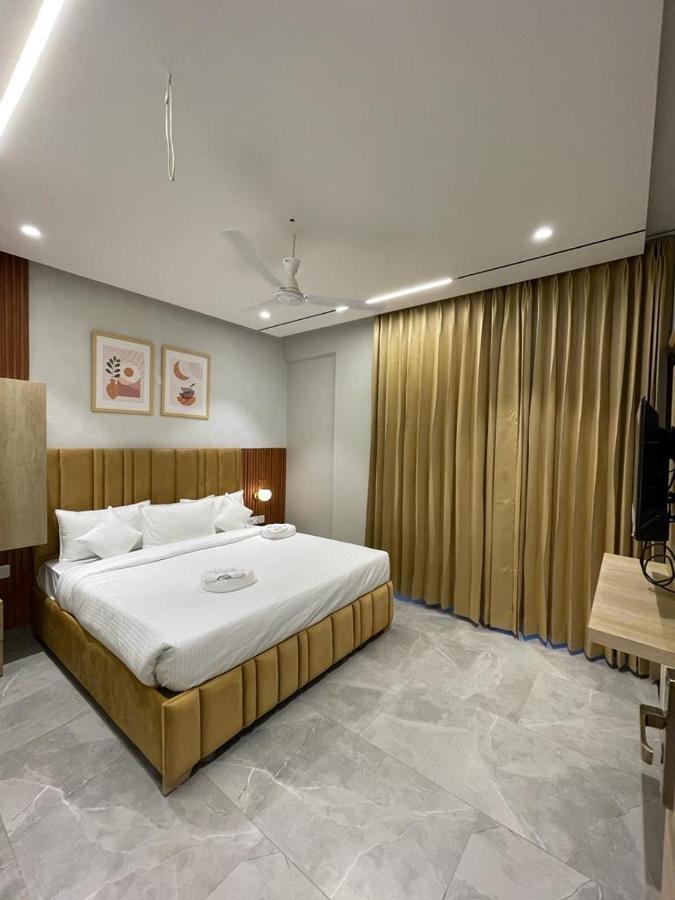 Hotel West Inn Premium Kharar 외부 사진
