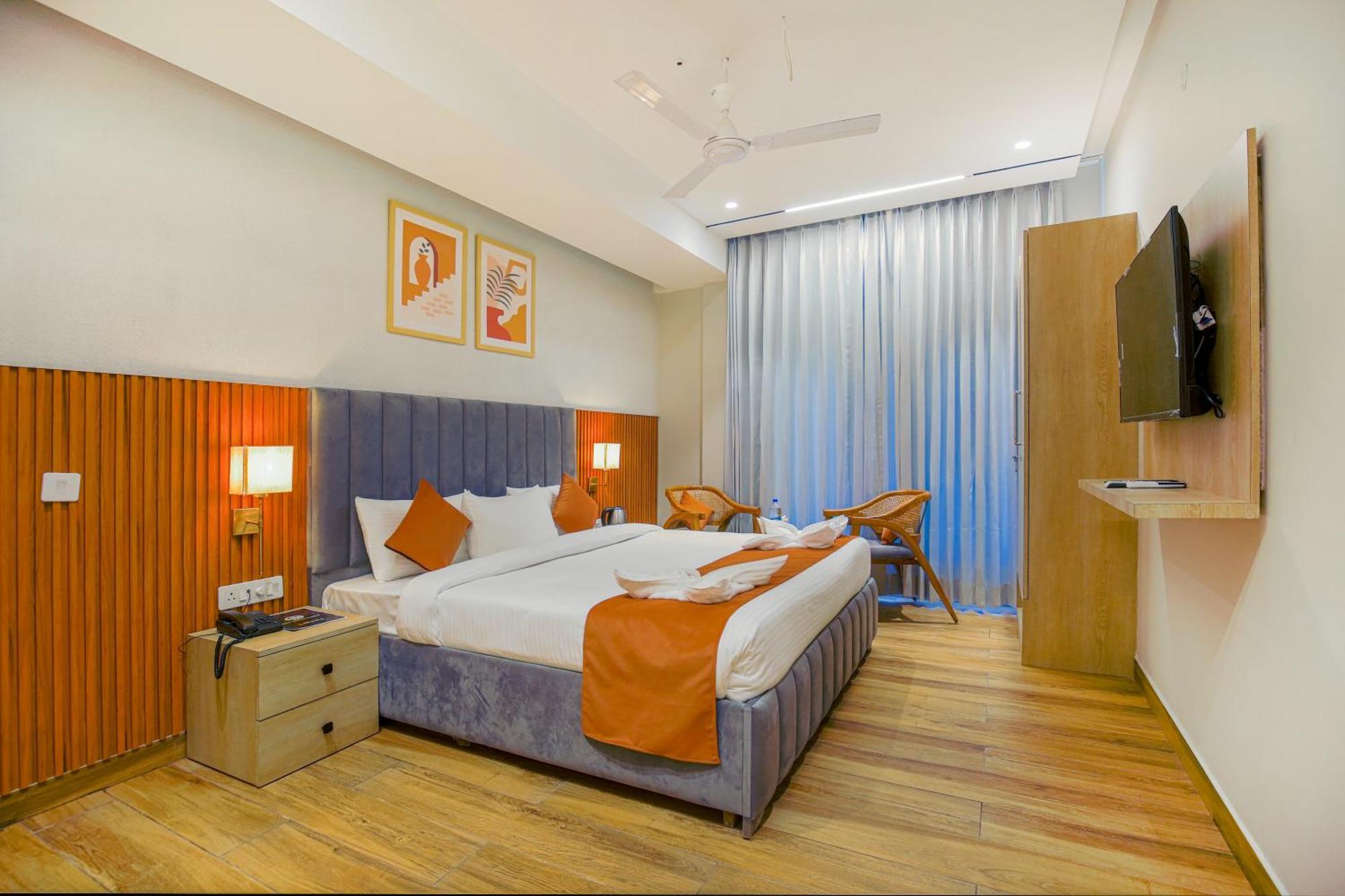 Hotel West Inn Premium Kharar 외부 사진